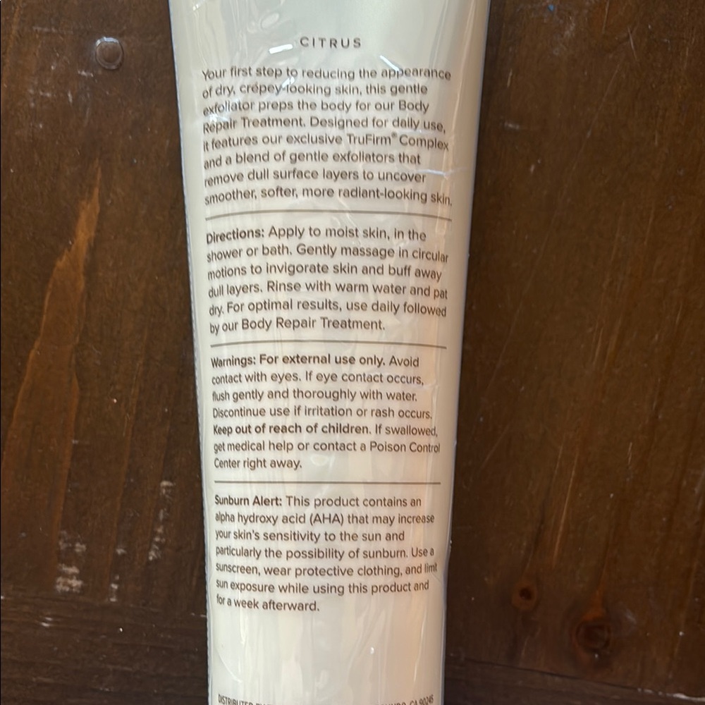 Citrus Body Exfoliant‎ - Picture 2 of 2